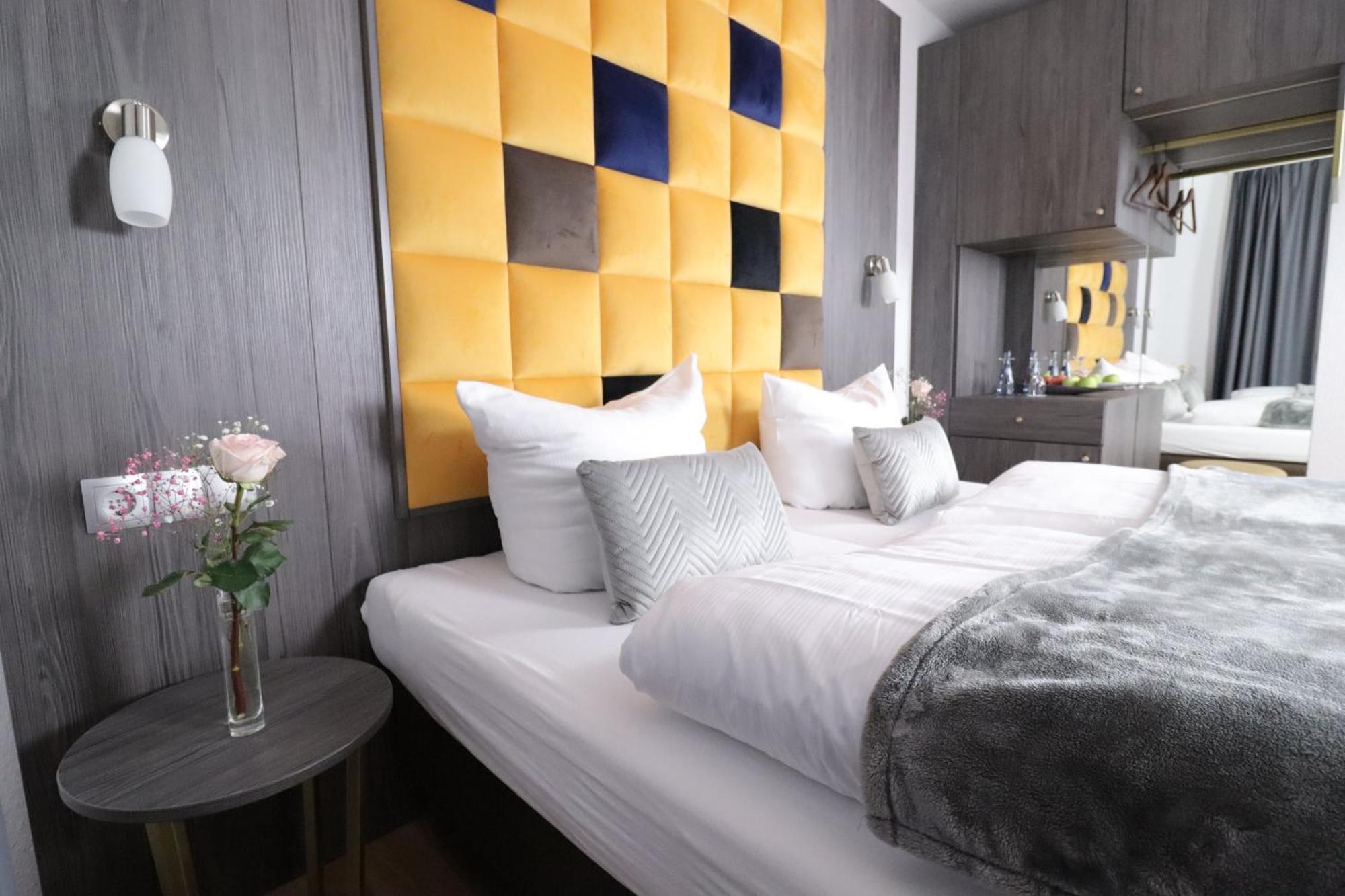 Hotel Kurparkblick Bad Bergzabern Zewnętrze zdjęcie