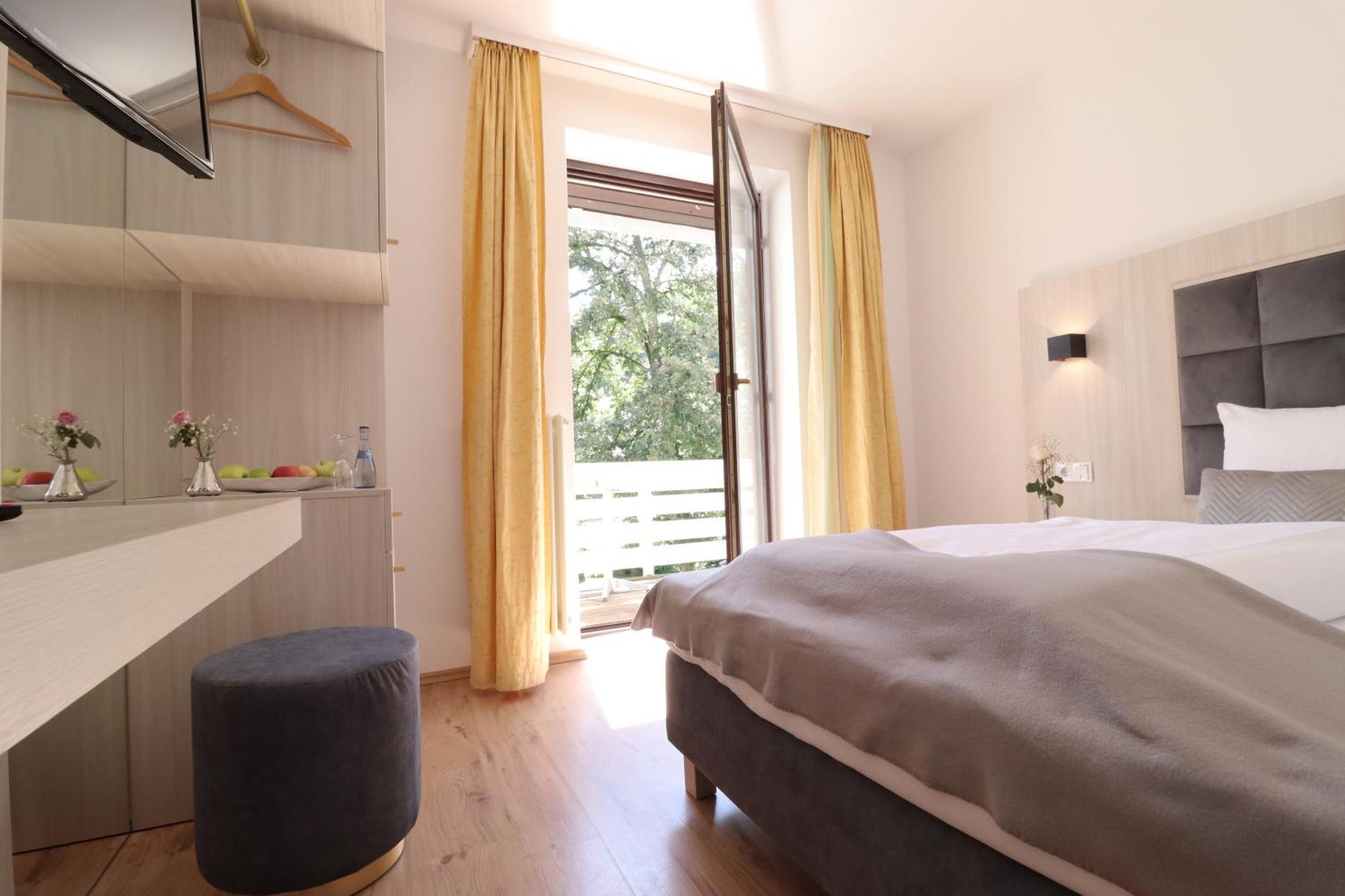 Hotel Kurparkblick Bad Bergzabern Zewnętrze zdjęcie