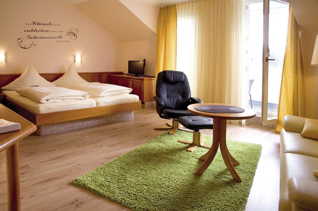 Hotel Kurparkblick Bad Bergzabern Pokój zdjęcie